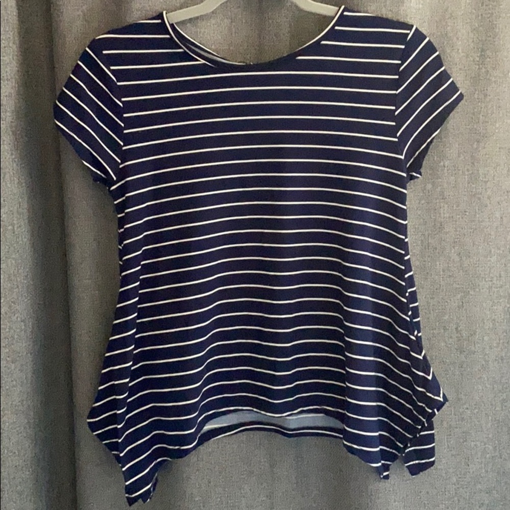 Super soft striped shirt 🦋